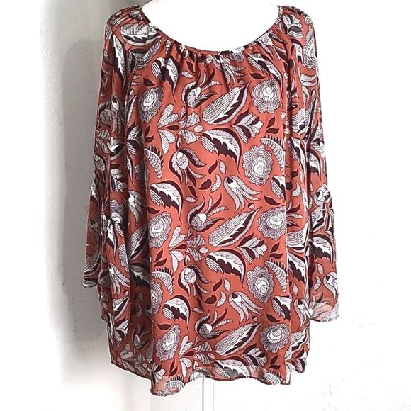 Cato Rust Color Top with Black & White Floral Designs & Bell Sleeves Size 18/20W - Picture 2 of 9